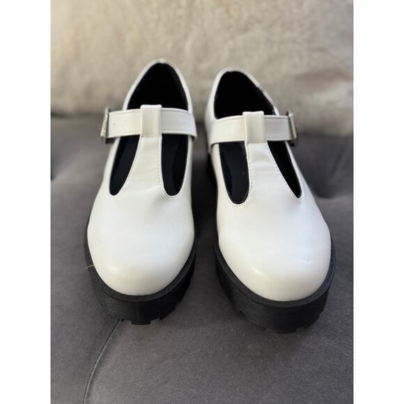 NWOT Qupid White UPBEAT01 WHITE PU Mary Janes Size 7 | SAME DAY SHIP or NEXT DAY - Picture 4 of 10
